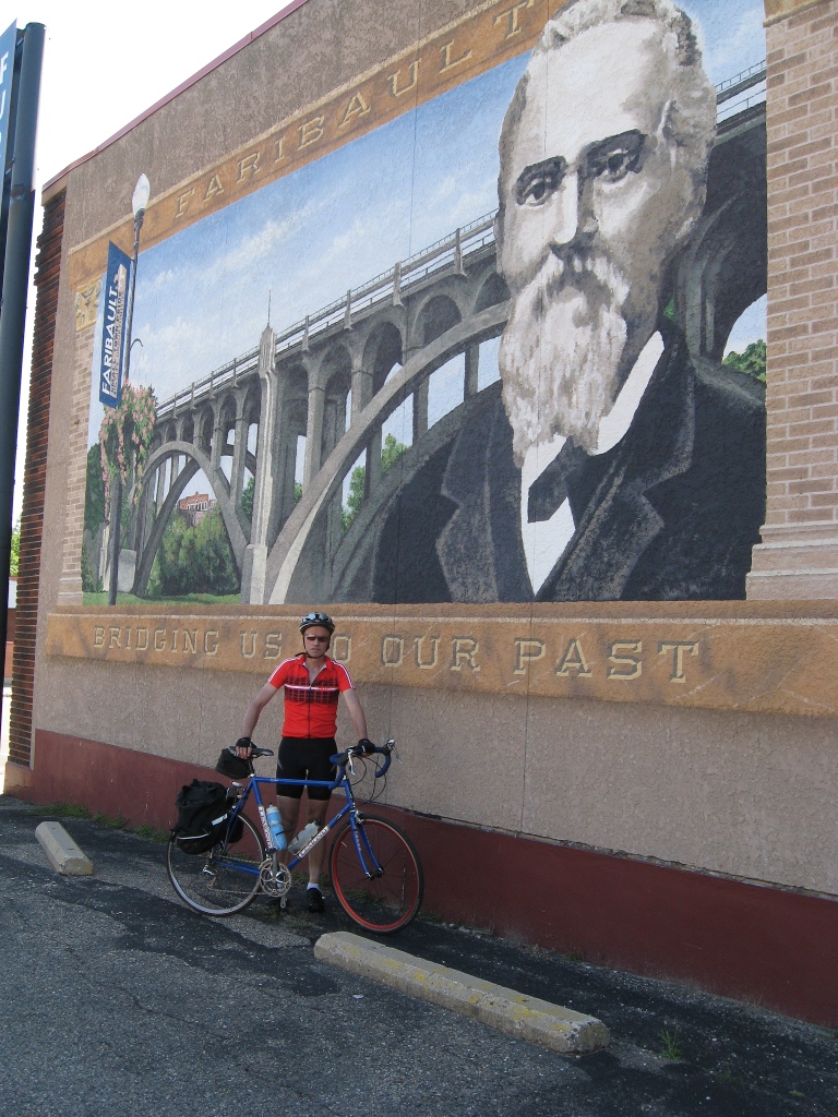 pics/10_Faribault_mural.jpg