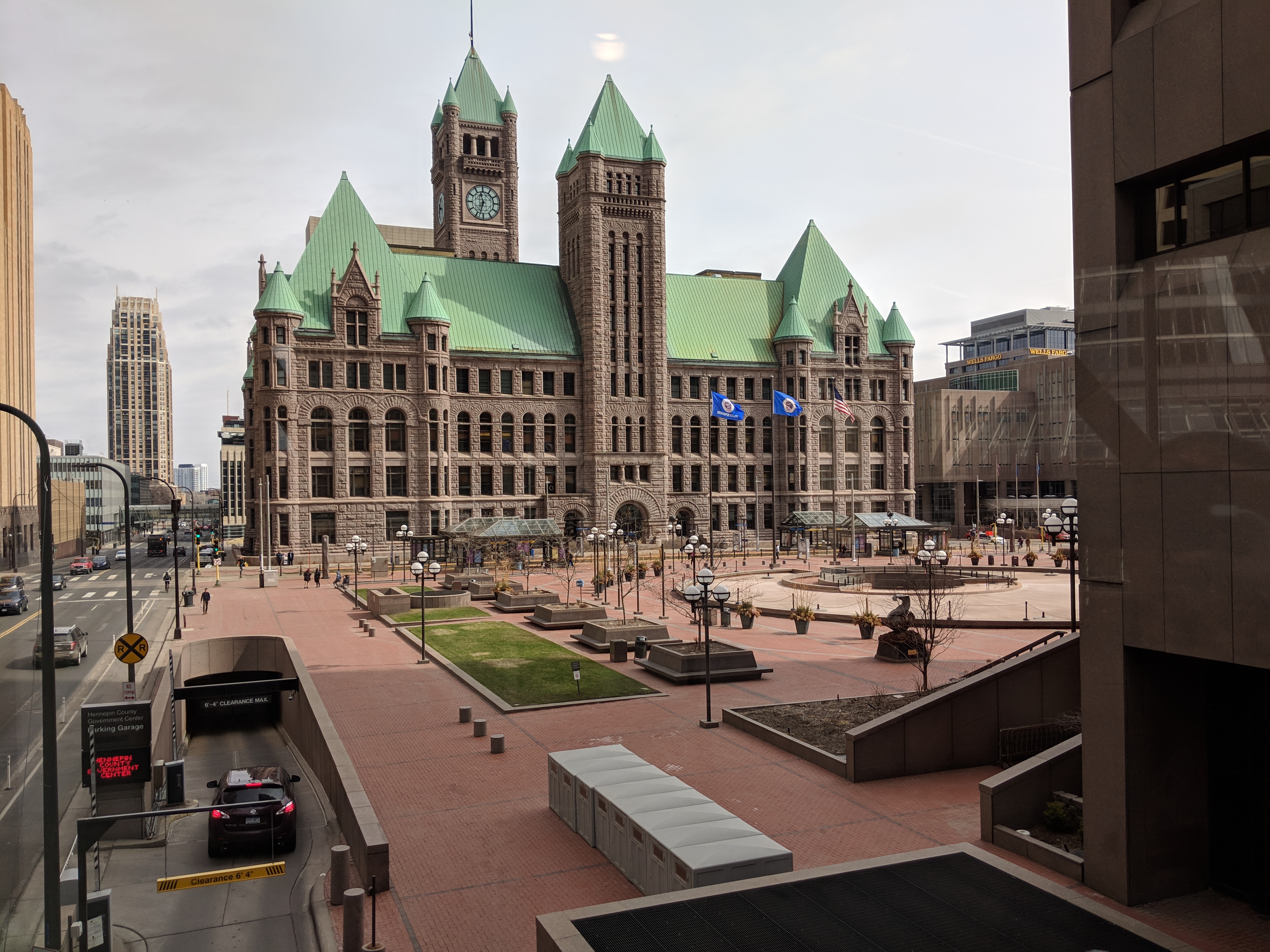 city_hall_1.jpg