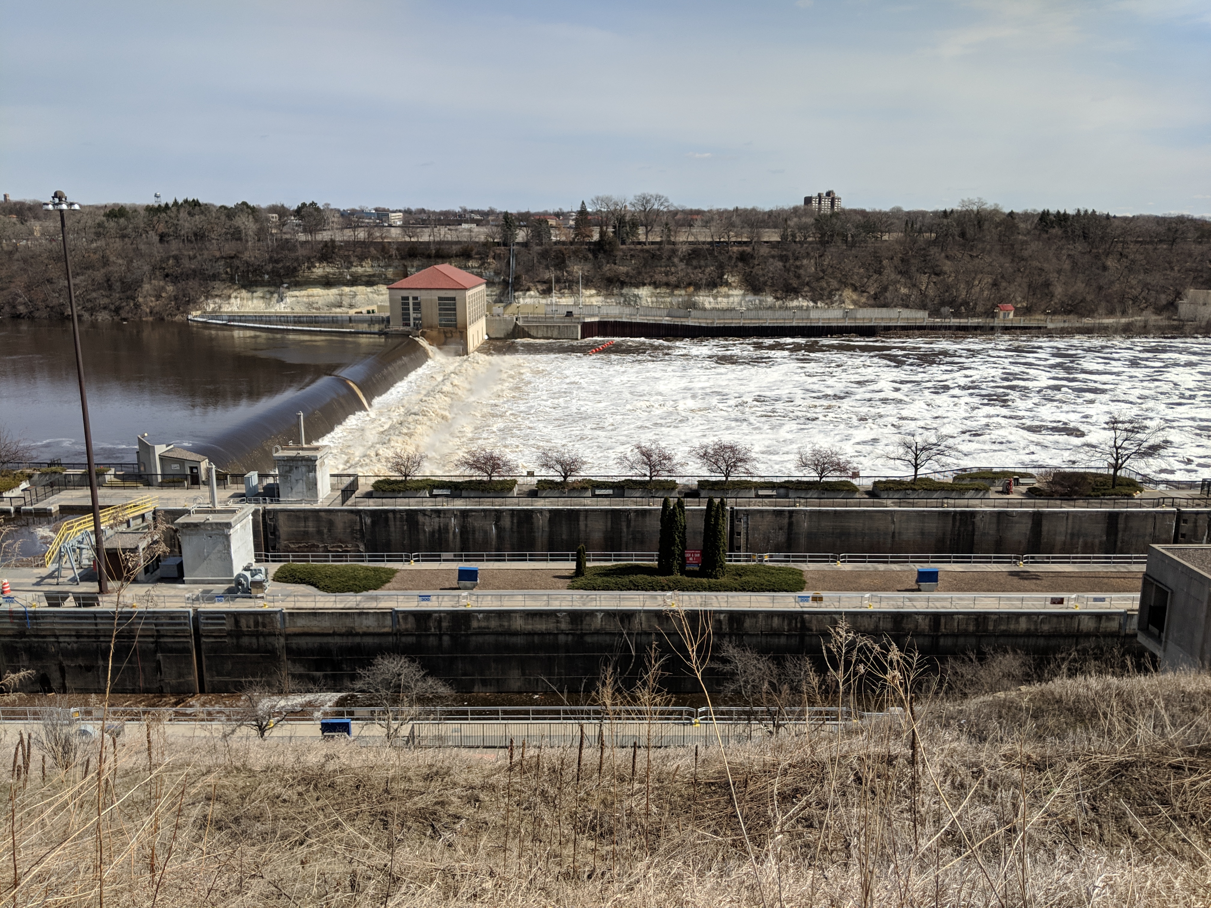 lock_n_dam_1.jpg